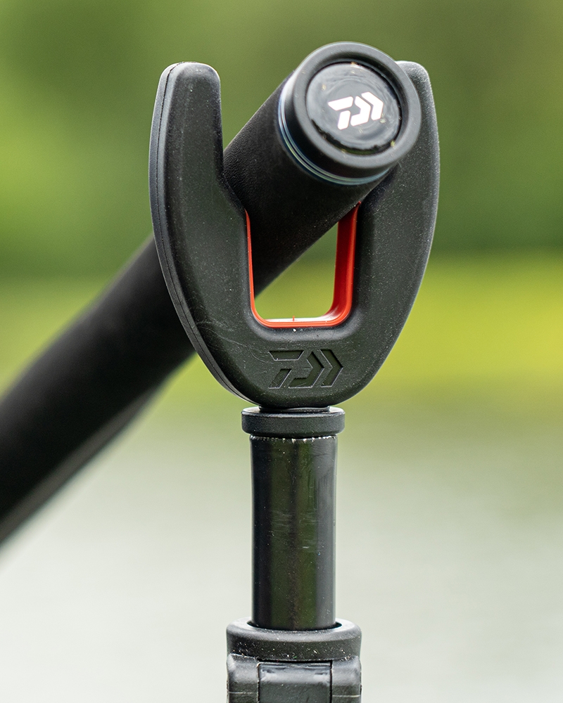 DAIWA N'ZON DUAL REAR ROD REST