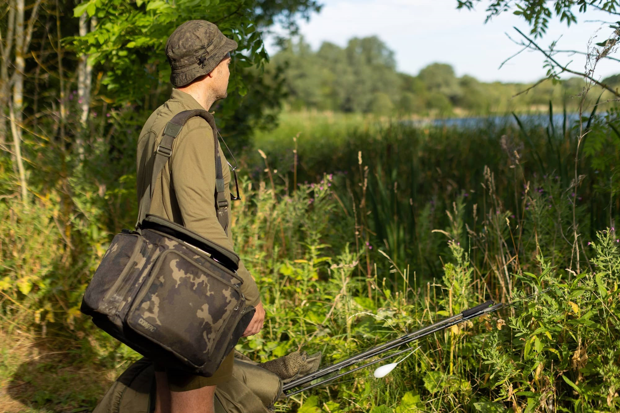 KORDA COMPAC CARRYALL CUBE DARK CAMO